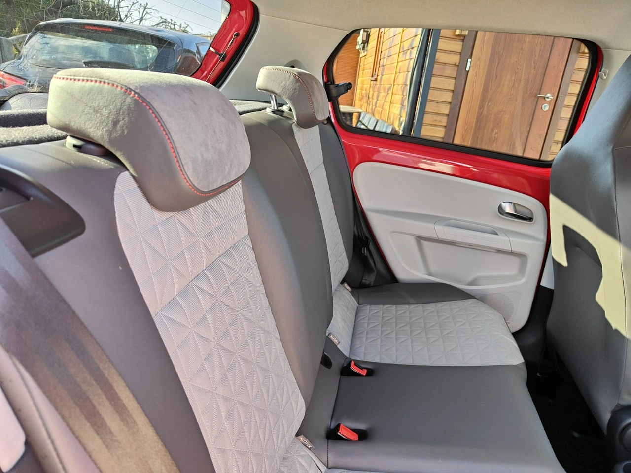 Volkswagen up! - Zdjęcie 20