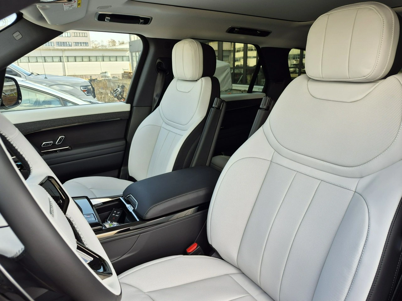 Land Rover Range Rover Sport - Zdjęcie 21