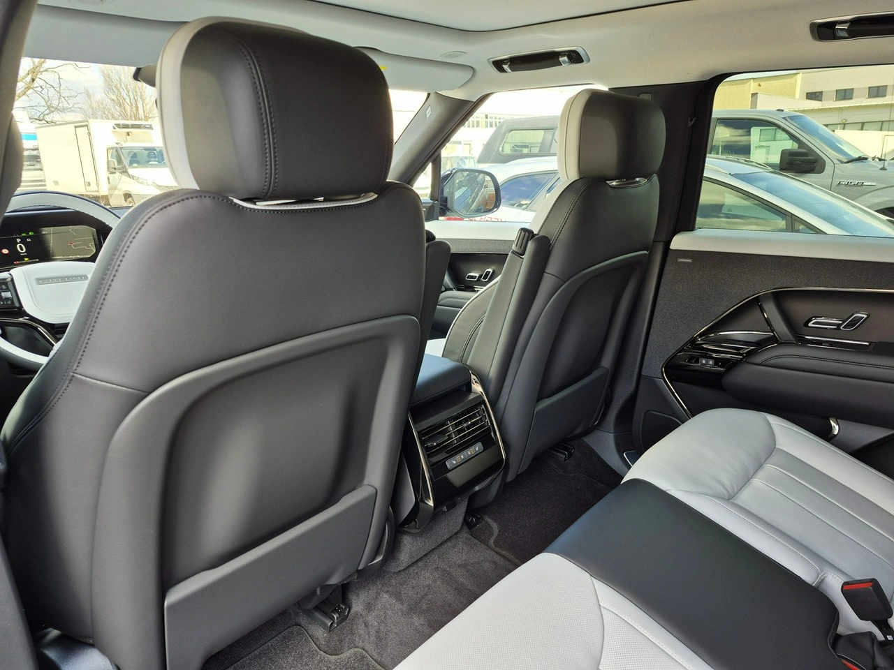 Land Rover Range Rover Sport - Zdjęcie 23