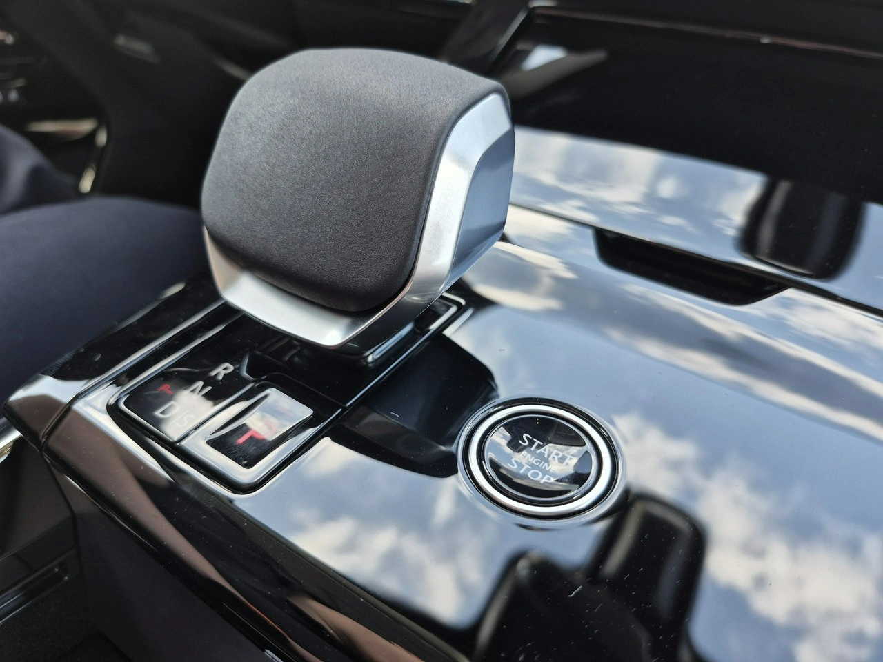 Land Rover Range Rover Sport - Zdjęcie 35