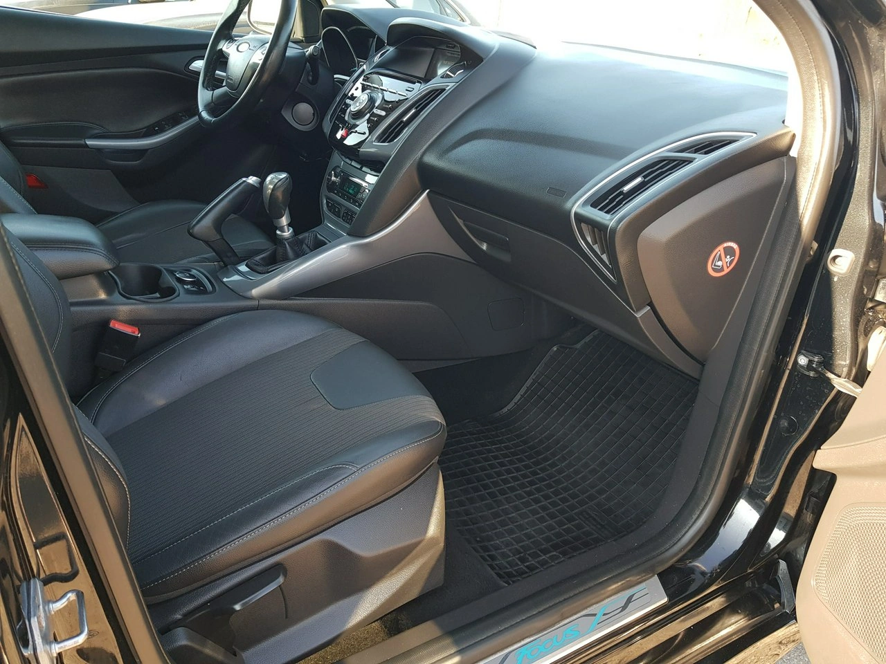 Ford Focus - Zdjęcie 16