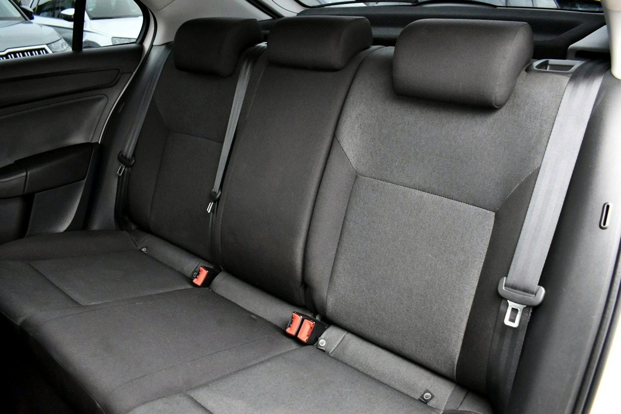 Skoda RAPID - Zdjęcie 10