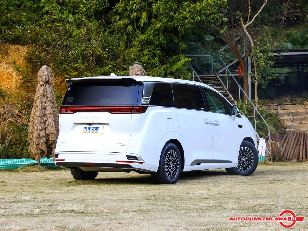 Denza D9 - Zdjęcie 3