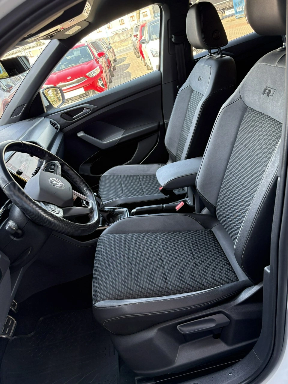 Volkswagen T-Cross - Zdjęcie 16