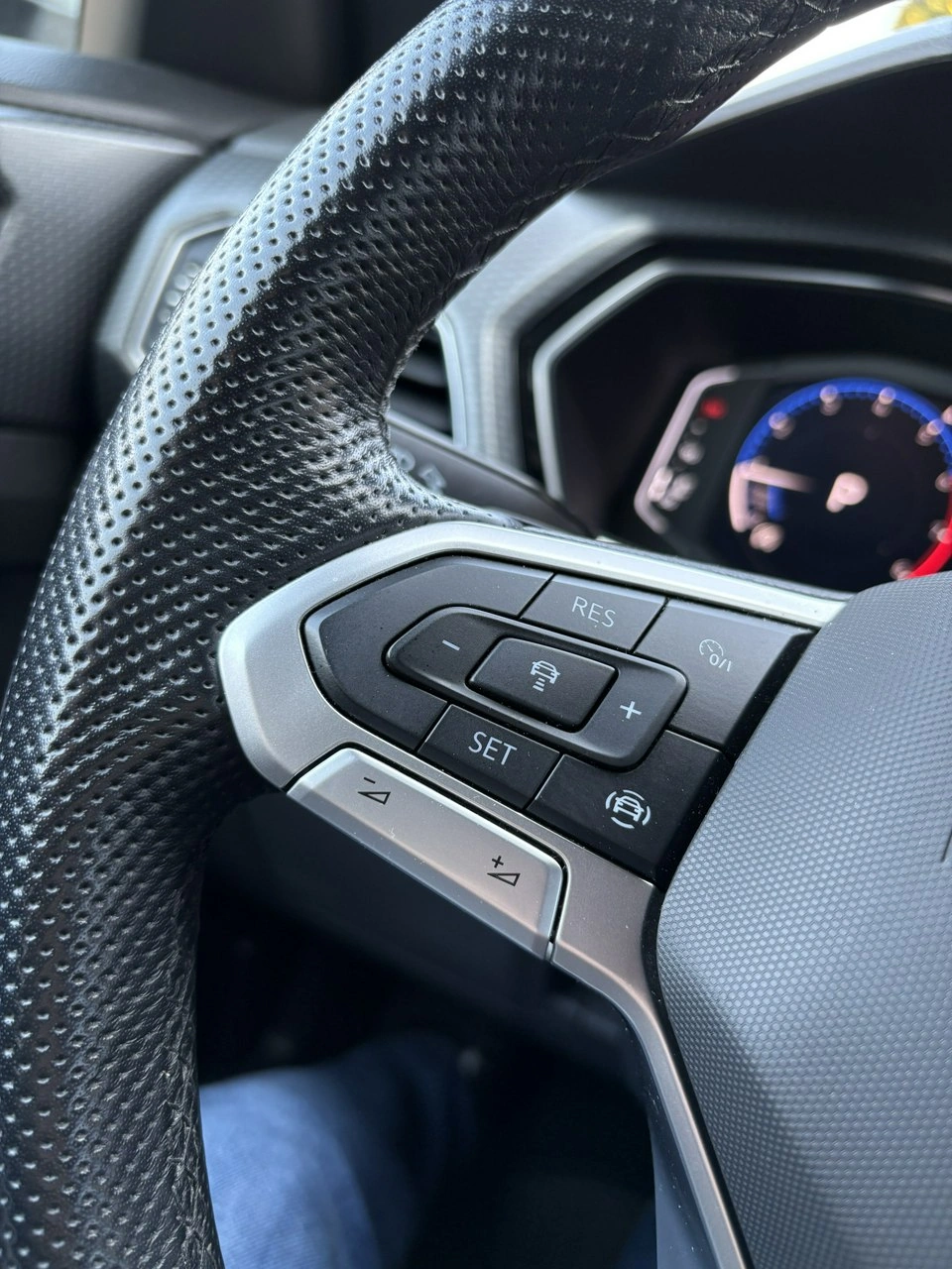 Volkswagen T-Cross - Zdjęcie 21