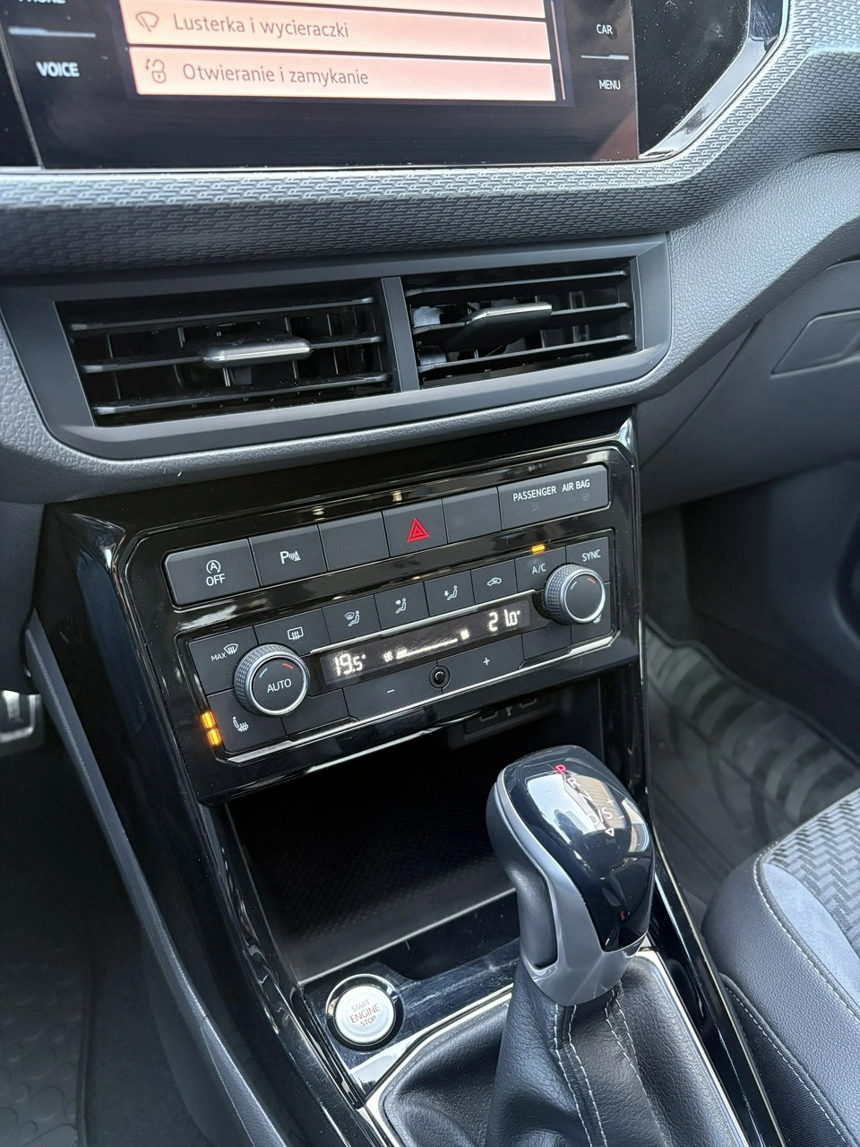 Volkswagen T-Cross - Zdjęcie 28