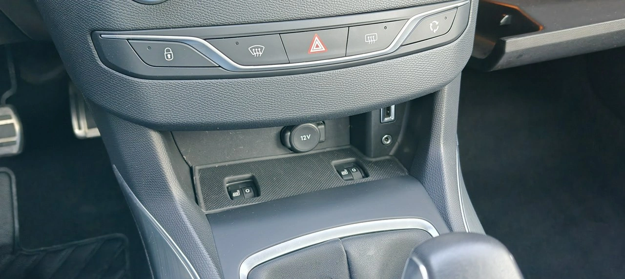 Peugeot 308 - Zdjęcie 12