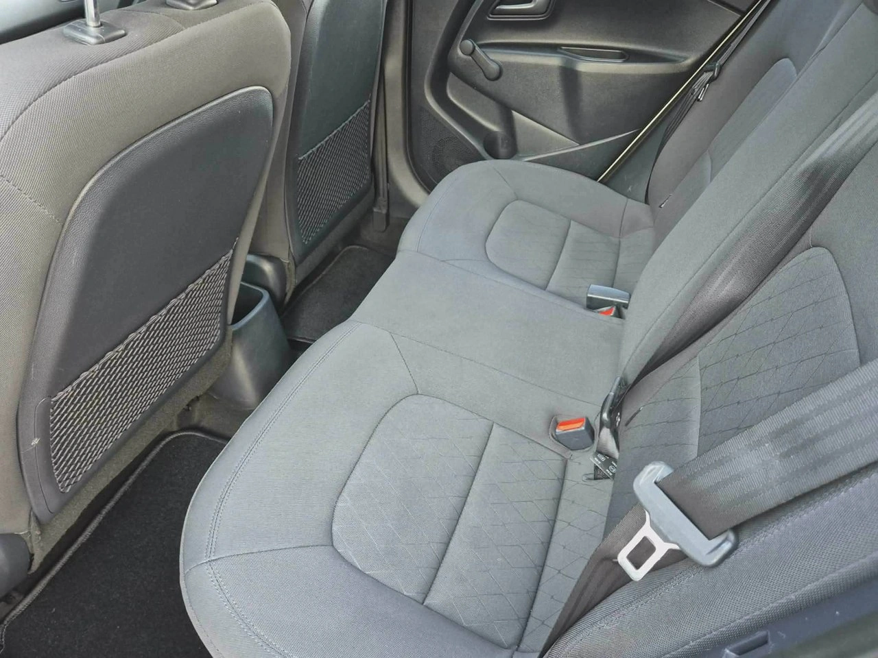 Kia Rio - Zdjęcie 12