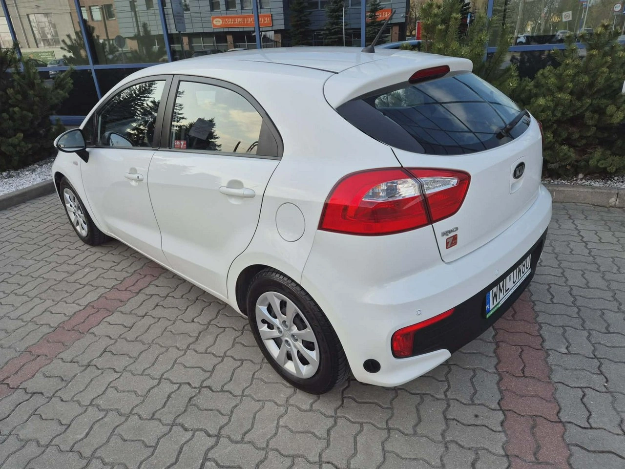 Kia Rio - Zdjęcie 3