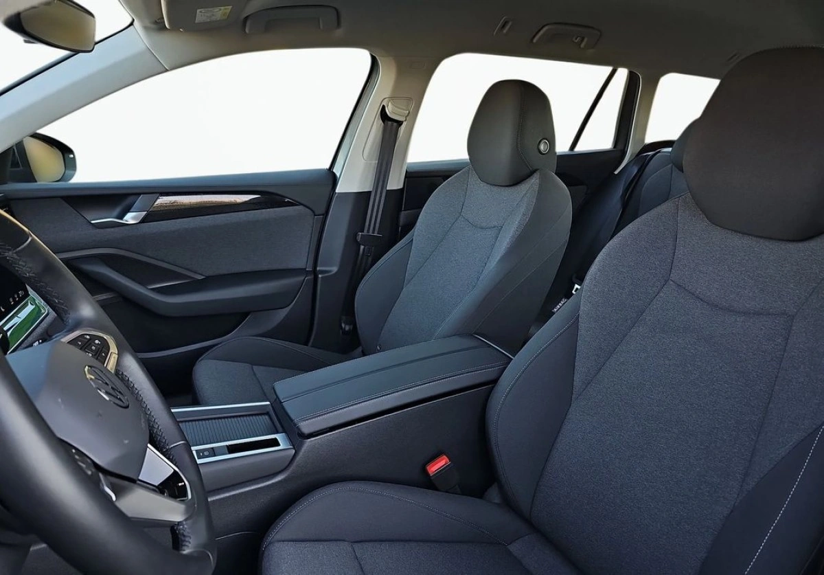 Volkswagen Passat Variant - Zdjęcie 12