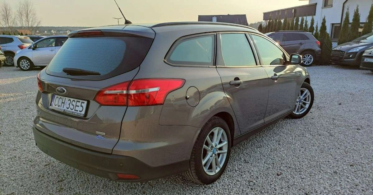 Ford Focus - Zdjęcie 8