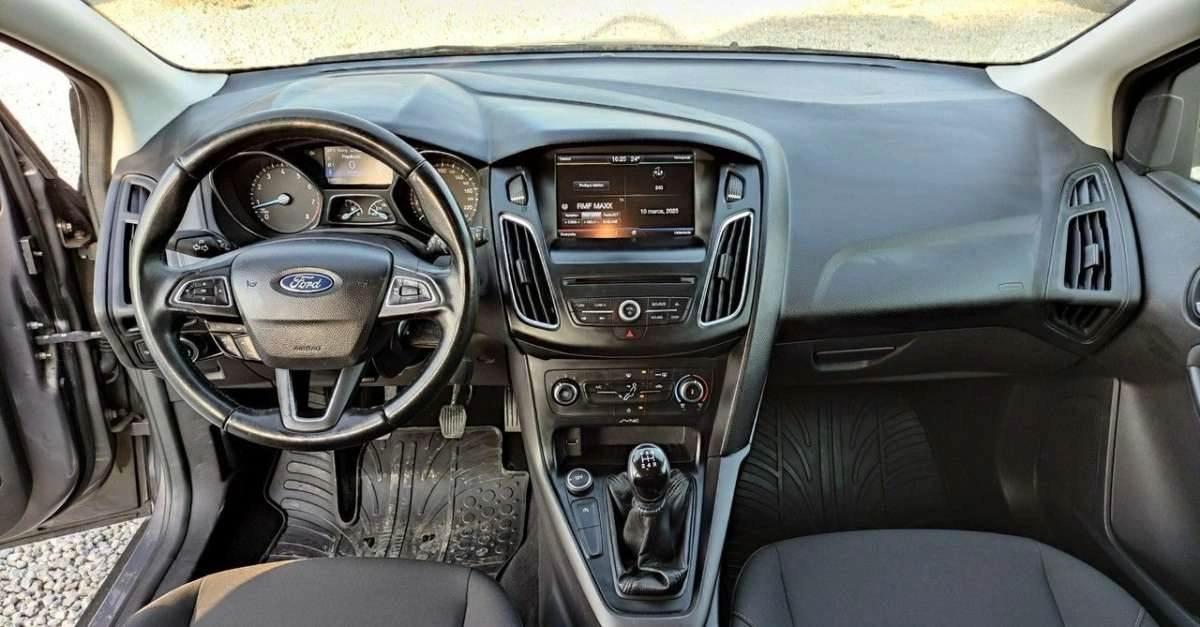 Ford Focus - Zdjęcie 18