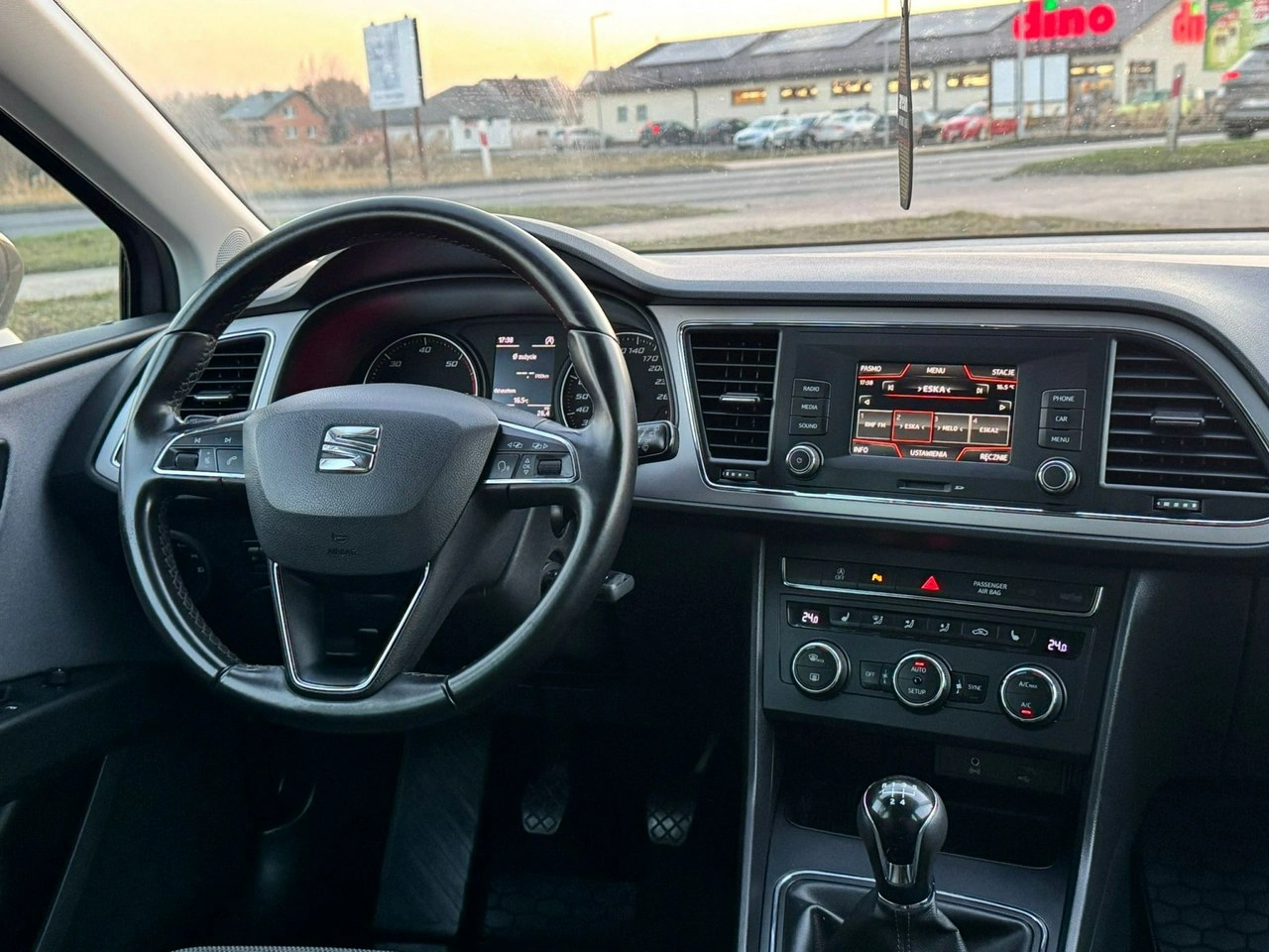 Seat Leon Sportstourer - Zdjęcie 17