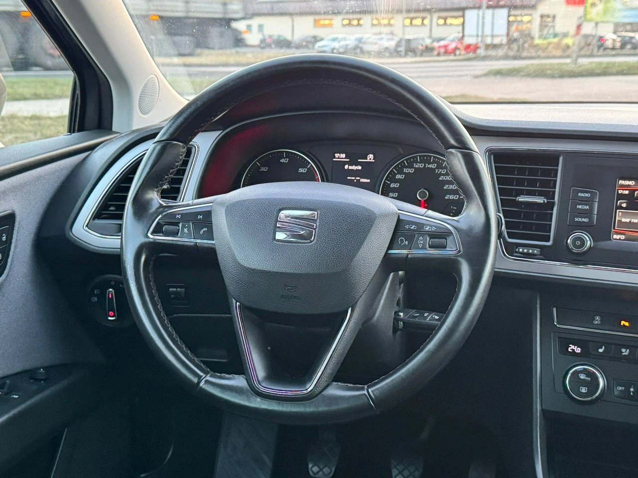 Seat Leon Sportstourer - Zdjęcie 19