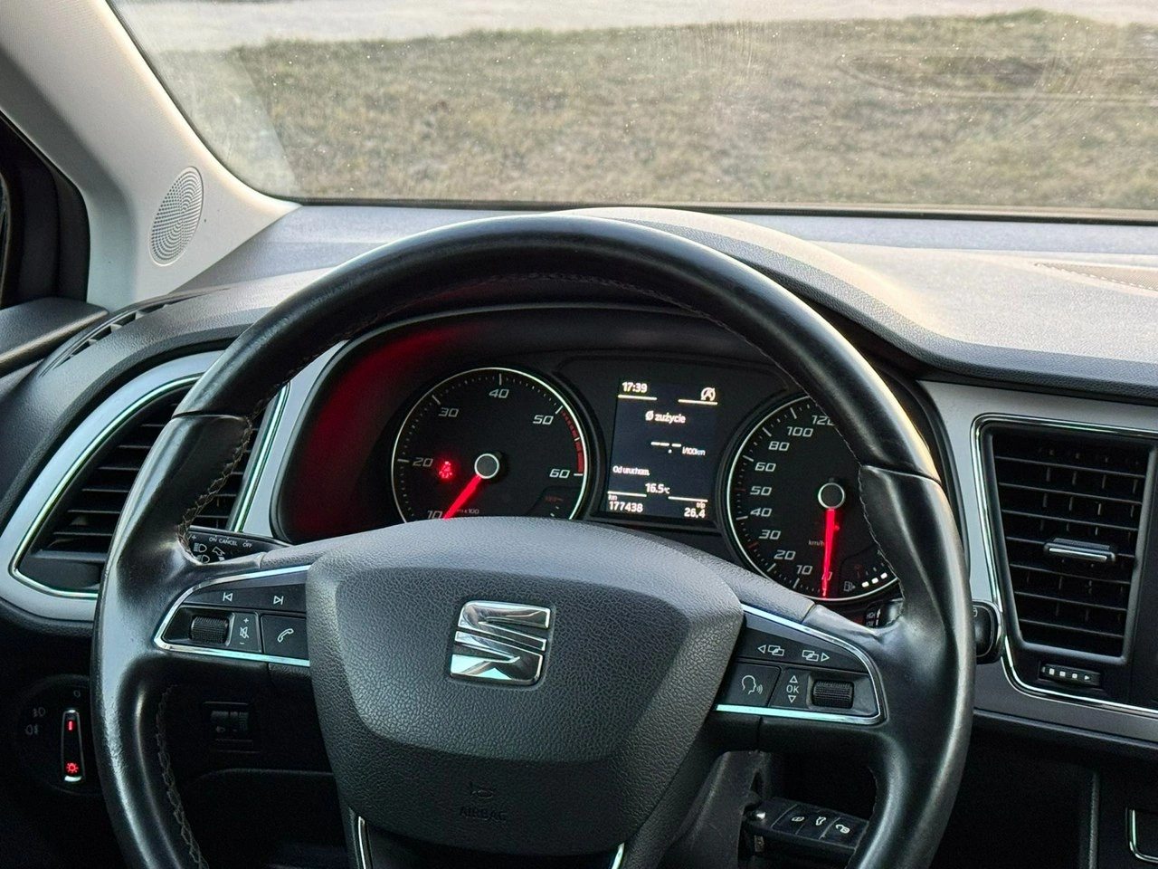 Seat Leon Sportstourer - Zdjęcie 20