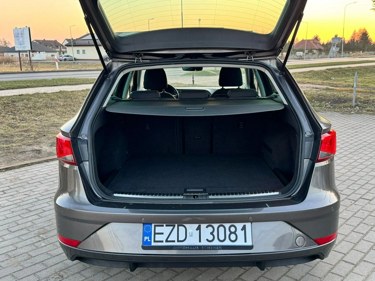 Seat Leon Sportstourer - Zdjęcie 21