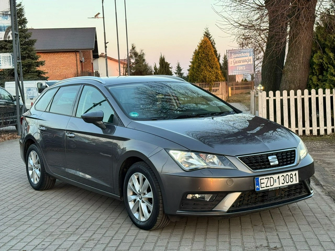 Seat Leon Sportstourer - Główne zdjęcie