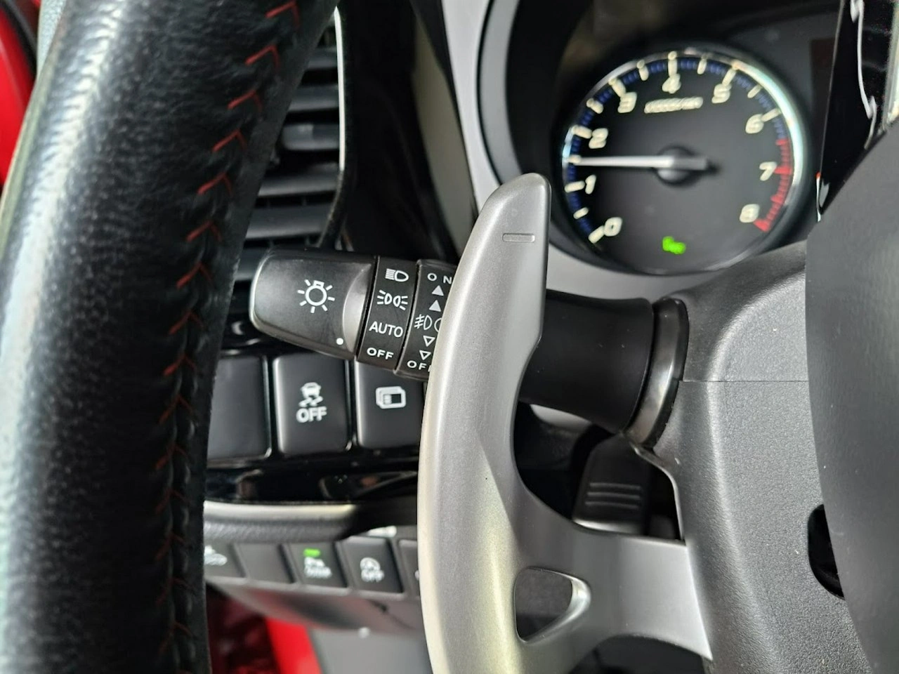 Mitsubishi Outlander - Zdjęcie 22