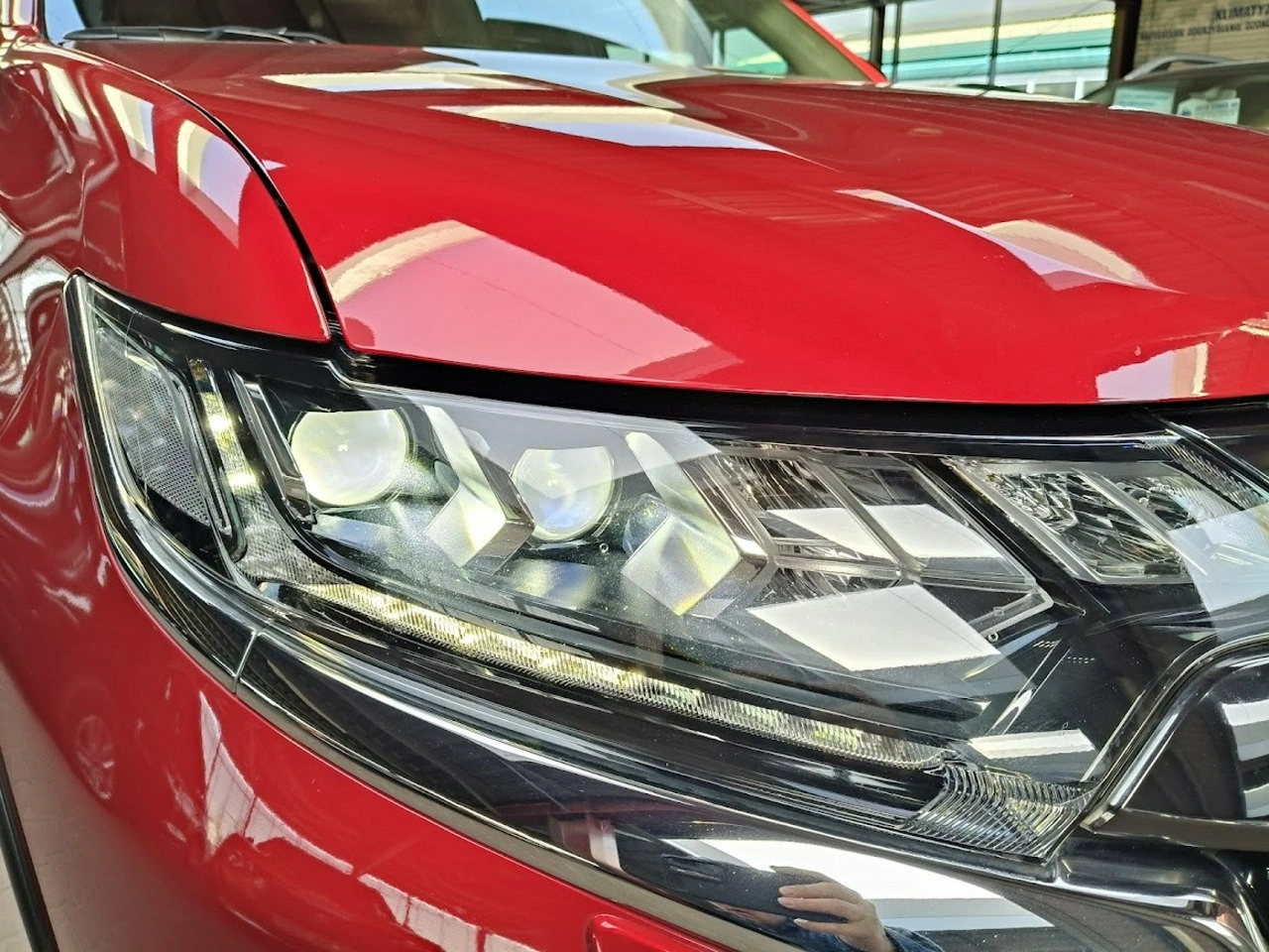 Mitsubishi Outlander - Zdjęcie 6