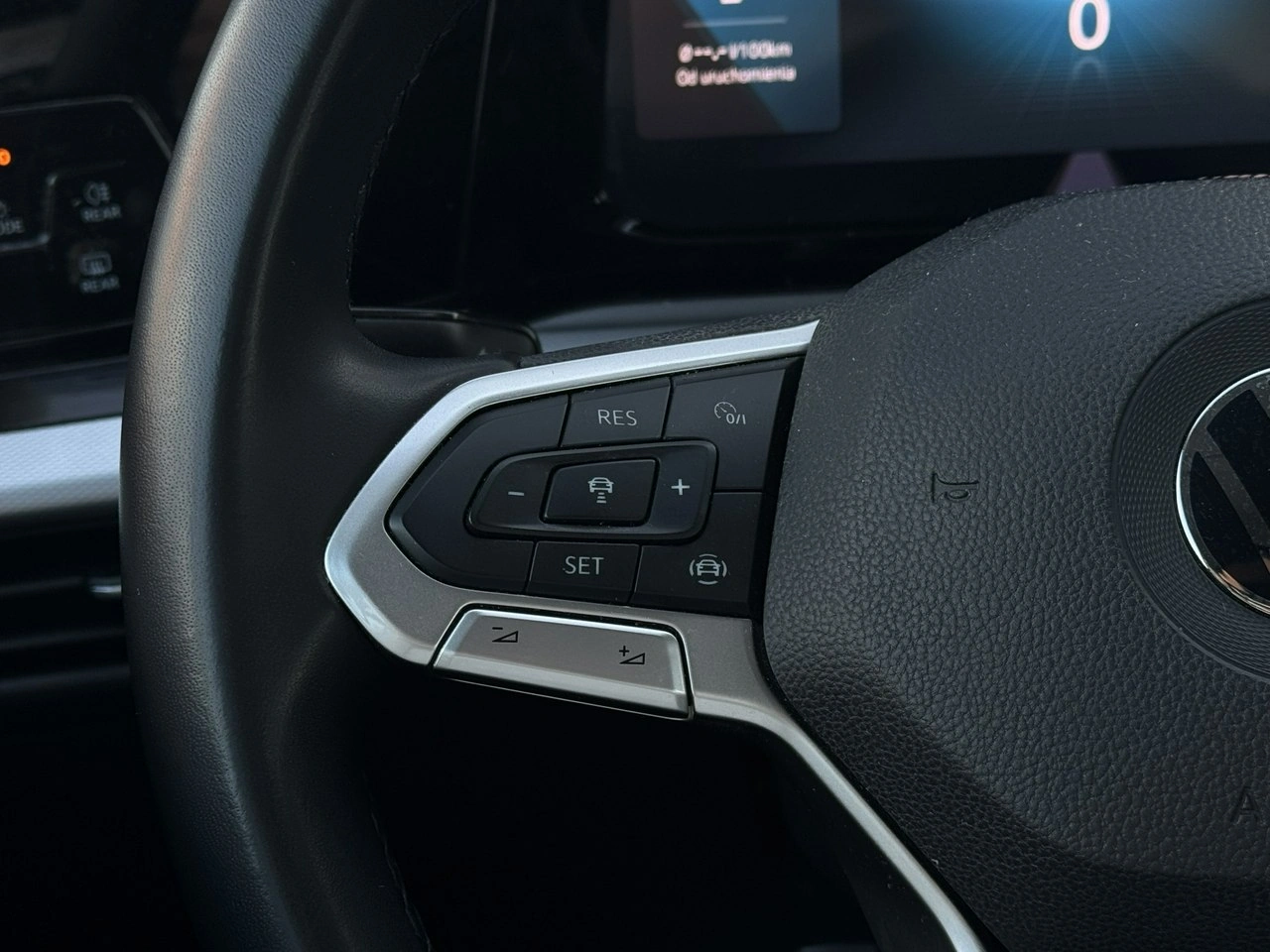 Volkswagen Golf - Zdjęcie 11