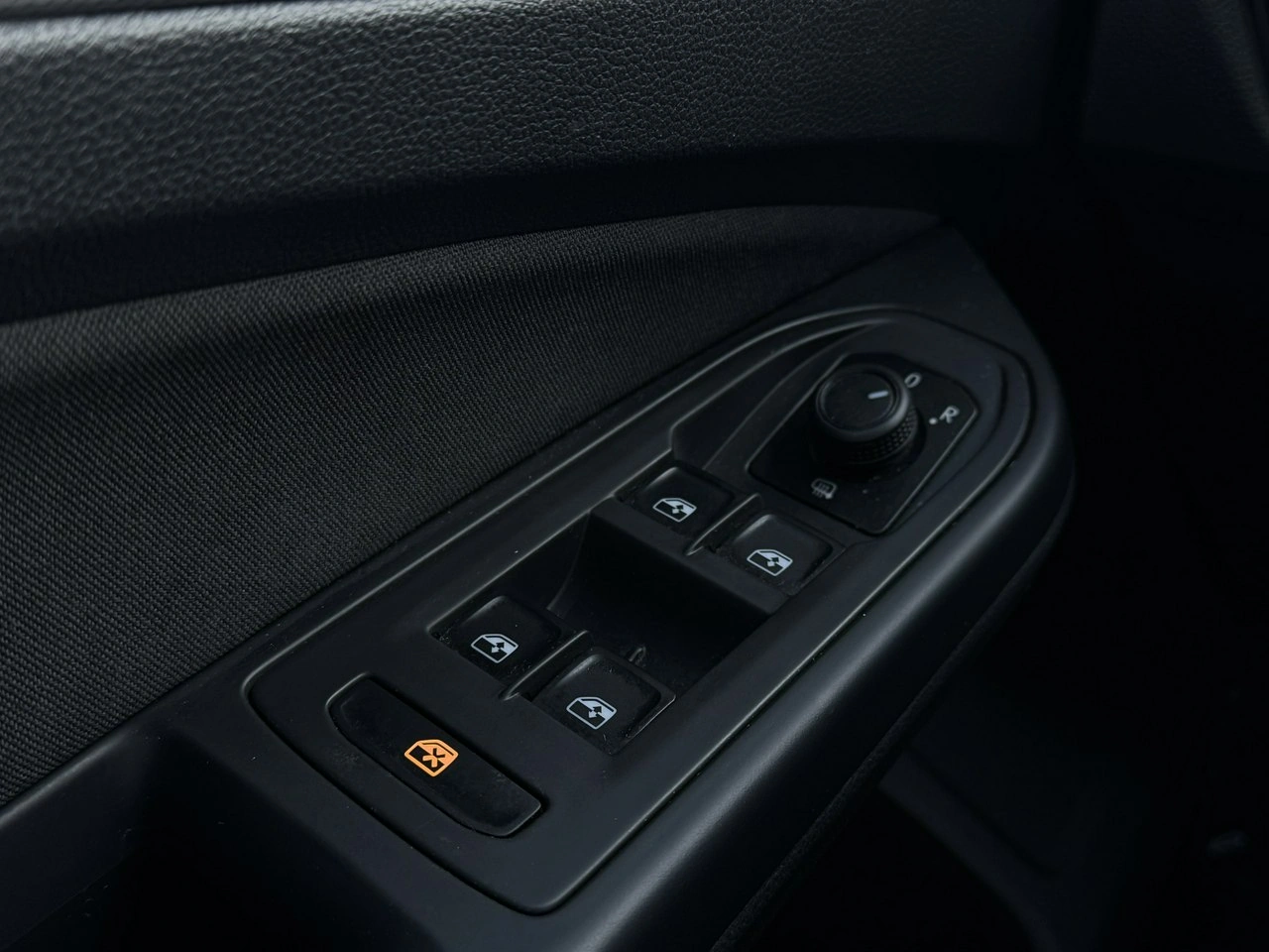 Volkswagen Golf - Zdjęcie 12