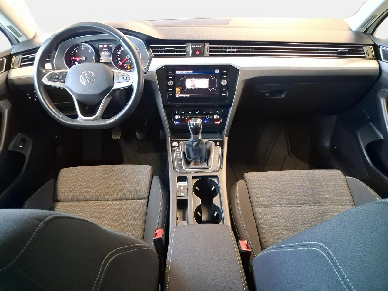 Volkswagen Passat Variant - Zdjęcie 12