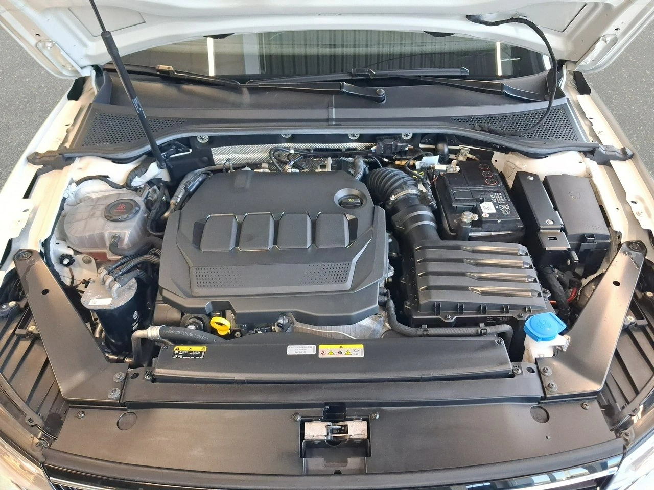 Volkswagen Passat Variant - Zdjęcie 21