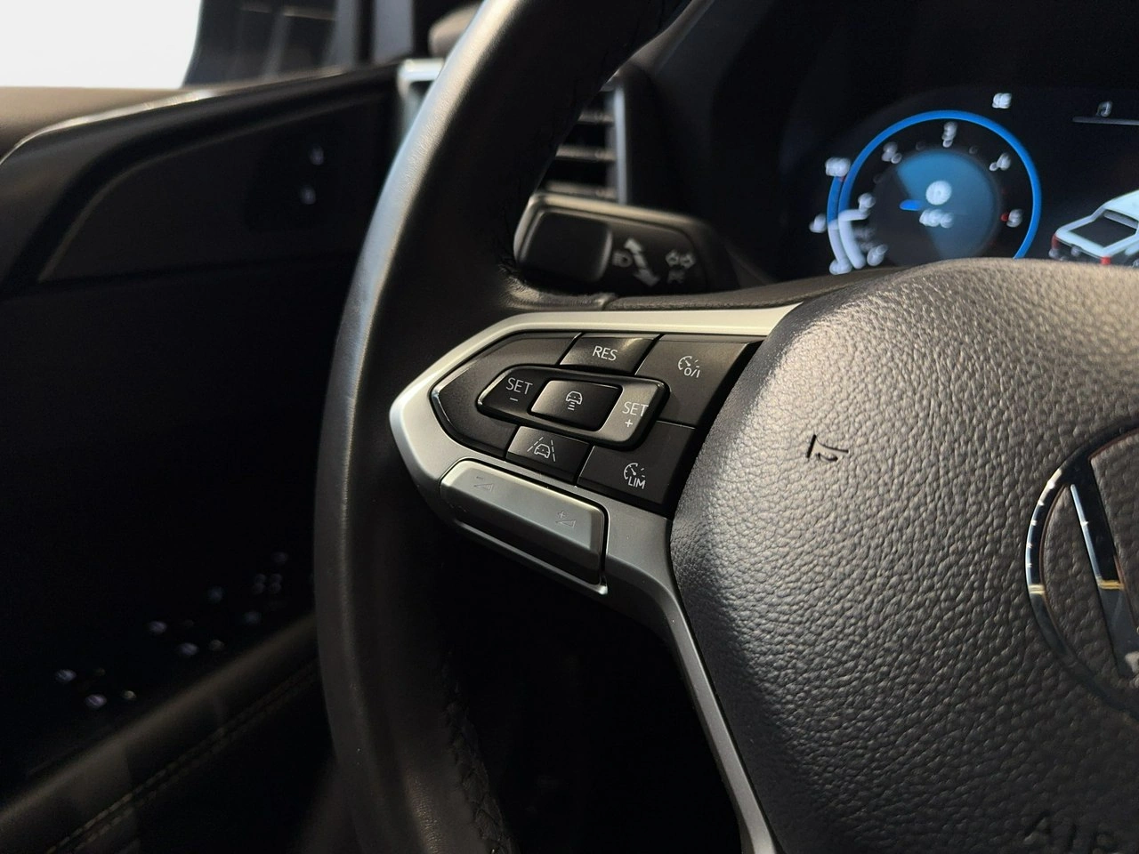 Volkswagen Amarok - Zdjęcie 16