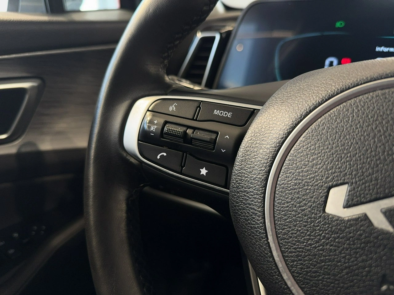 Kia Sportage - Zdjęcie 17