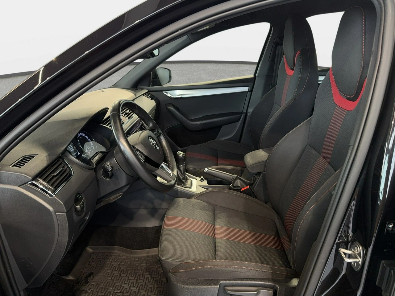 Skoda Octavia - Zdjęcie 9