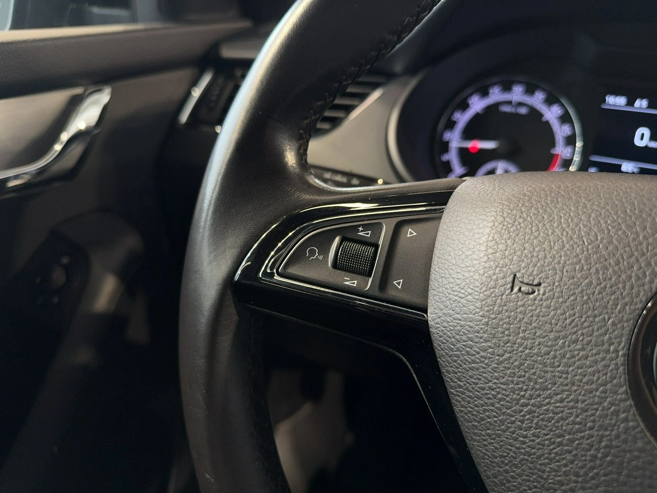 Skoda Octavia - Zdjęcie 14