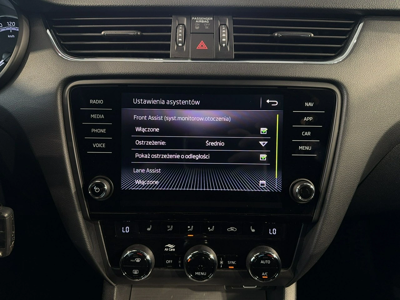 Skoda Octavia - Zdjęcie 20