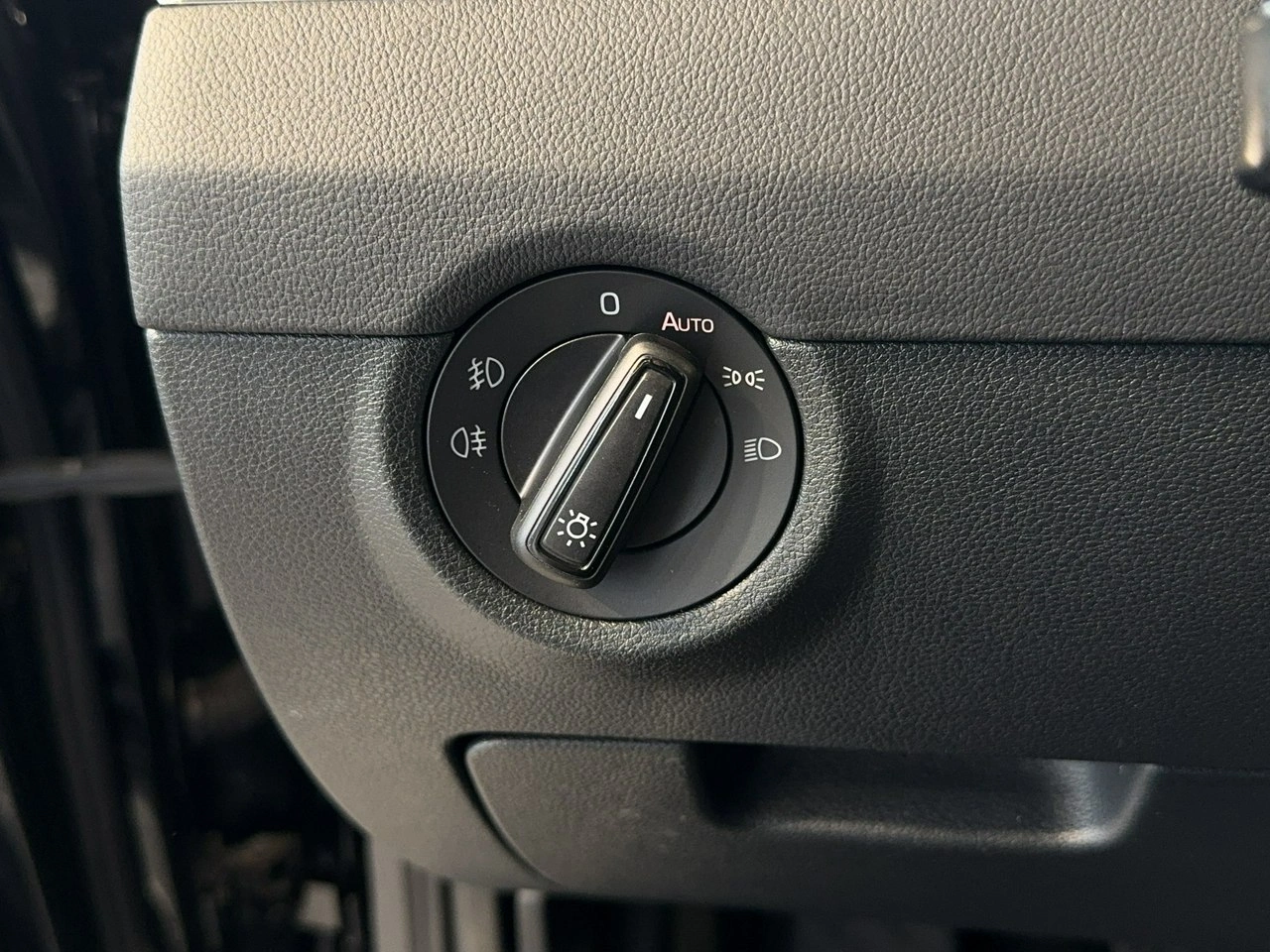 Skoda Octavia - Zdjęcie 25