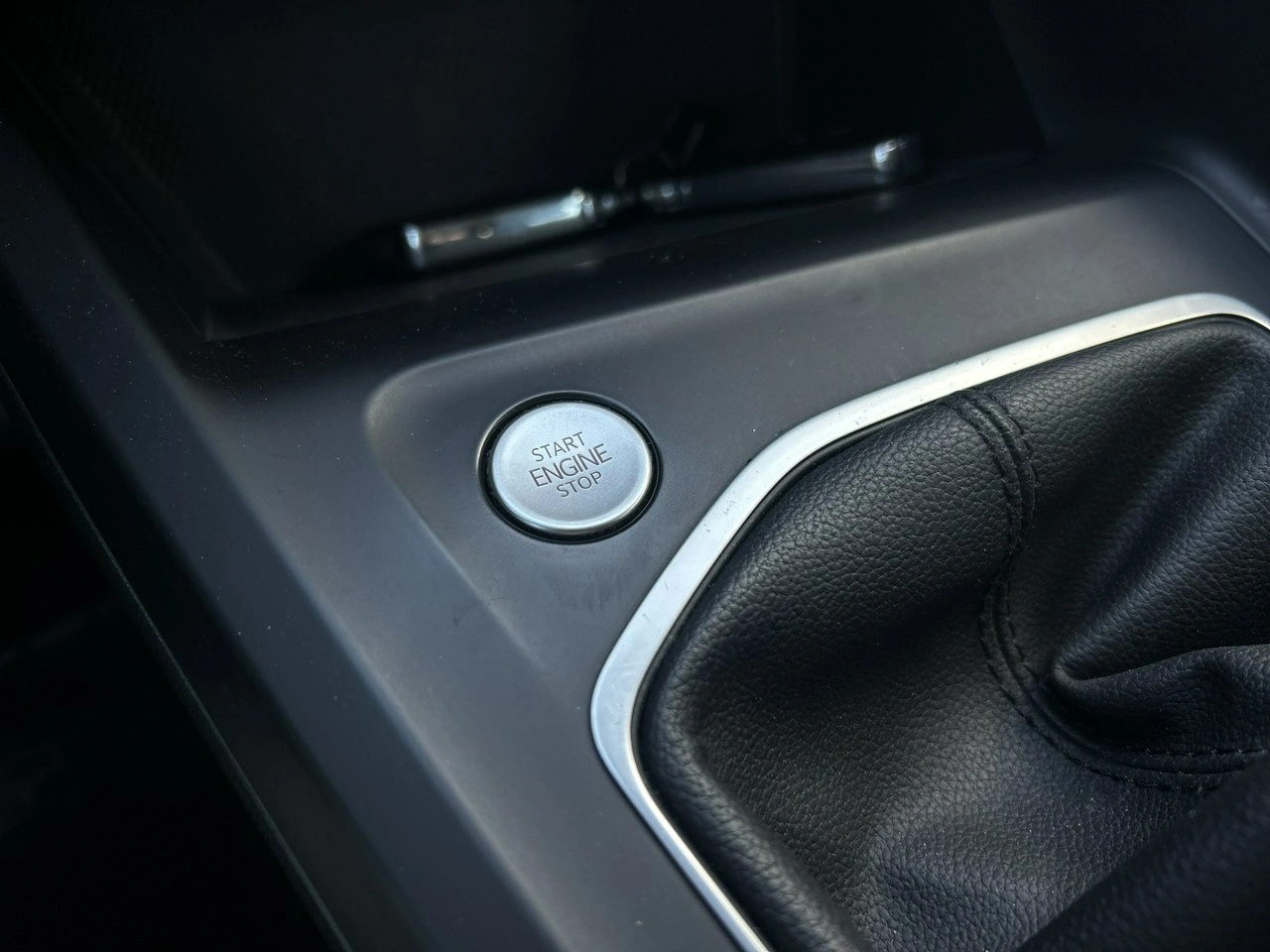 Volkswagen Golf - Zdjęcie 13