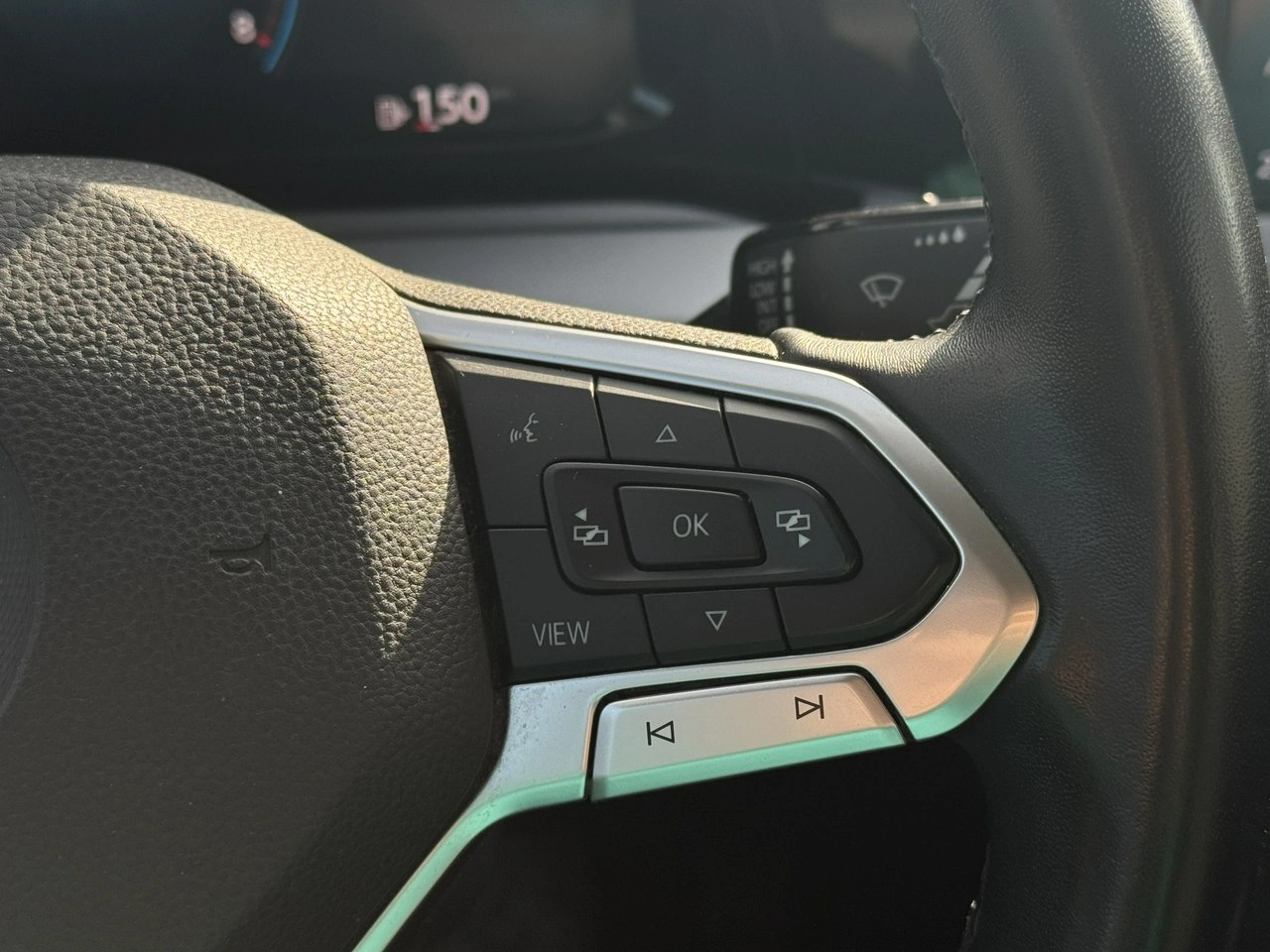 Volkswagen Golf - Zdjęcie 13