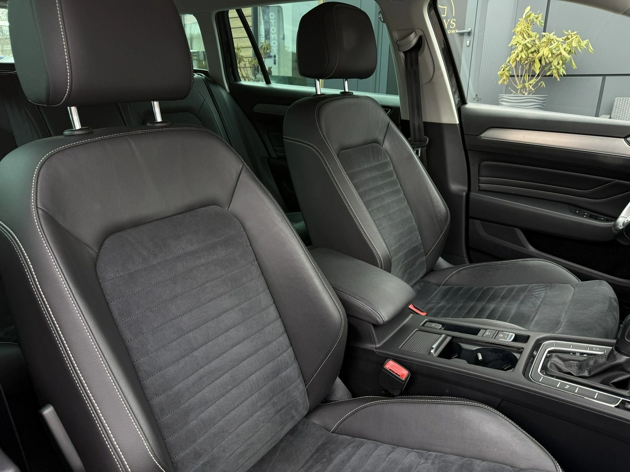 Volkswagen Passat - Zdjęcie 11