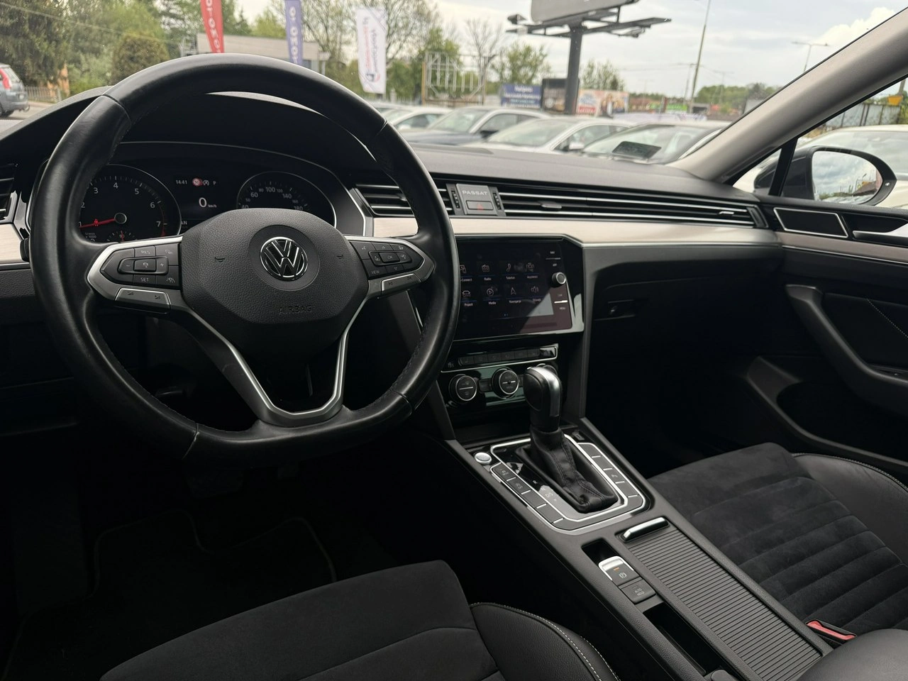 Volkswagen Passat - Zdjęcie 13