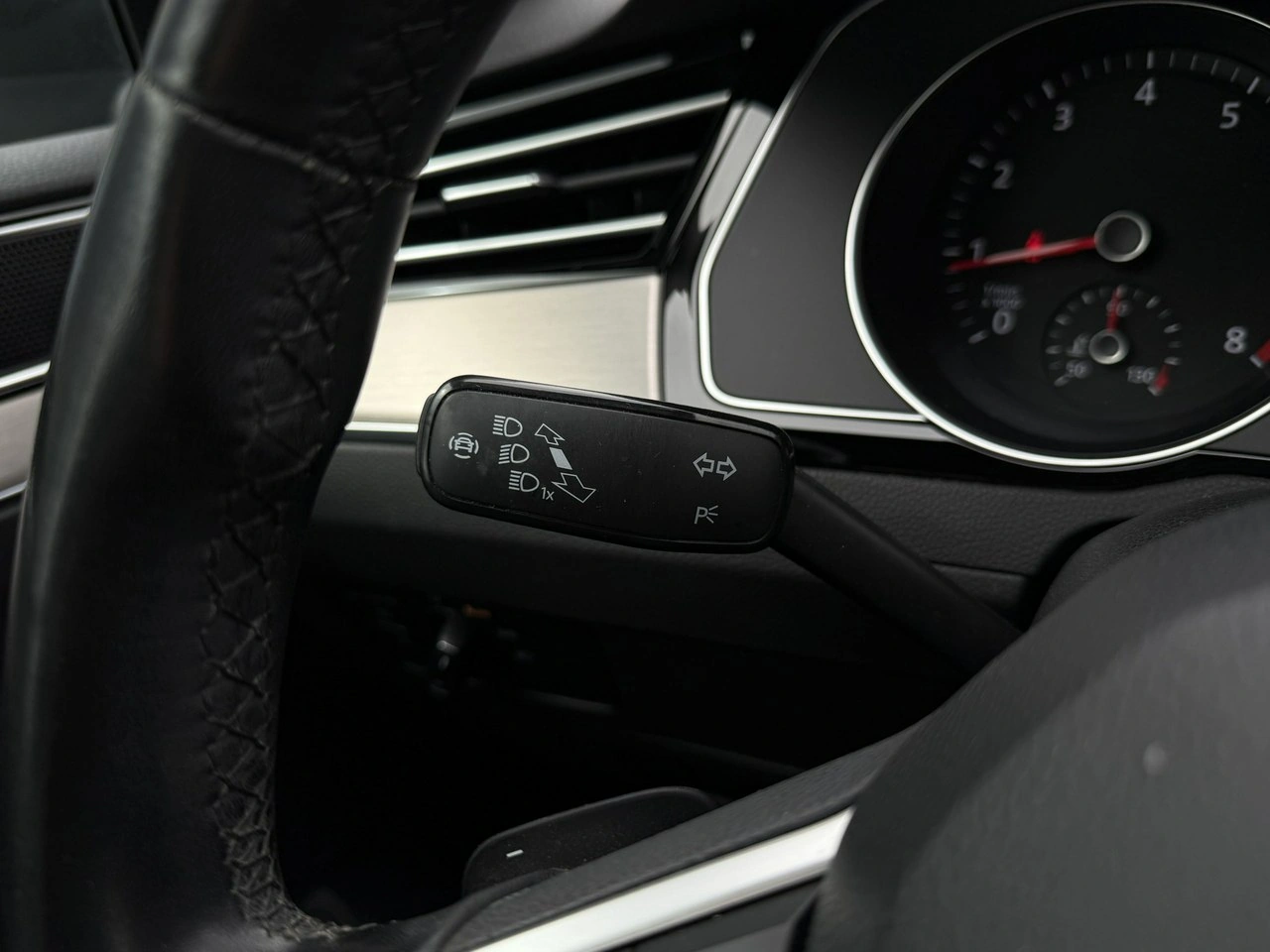 Volkswagen Passat - Zdjęcie 19