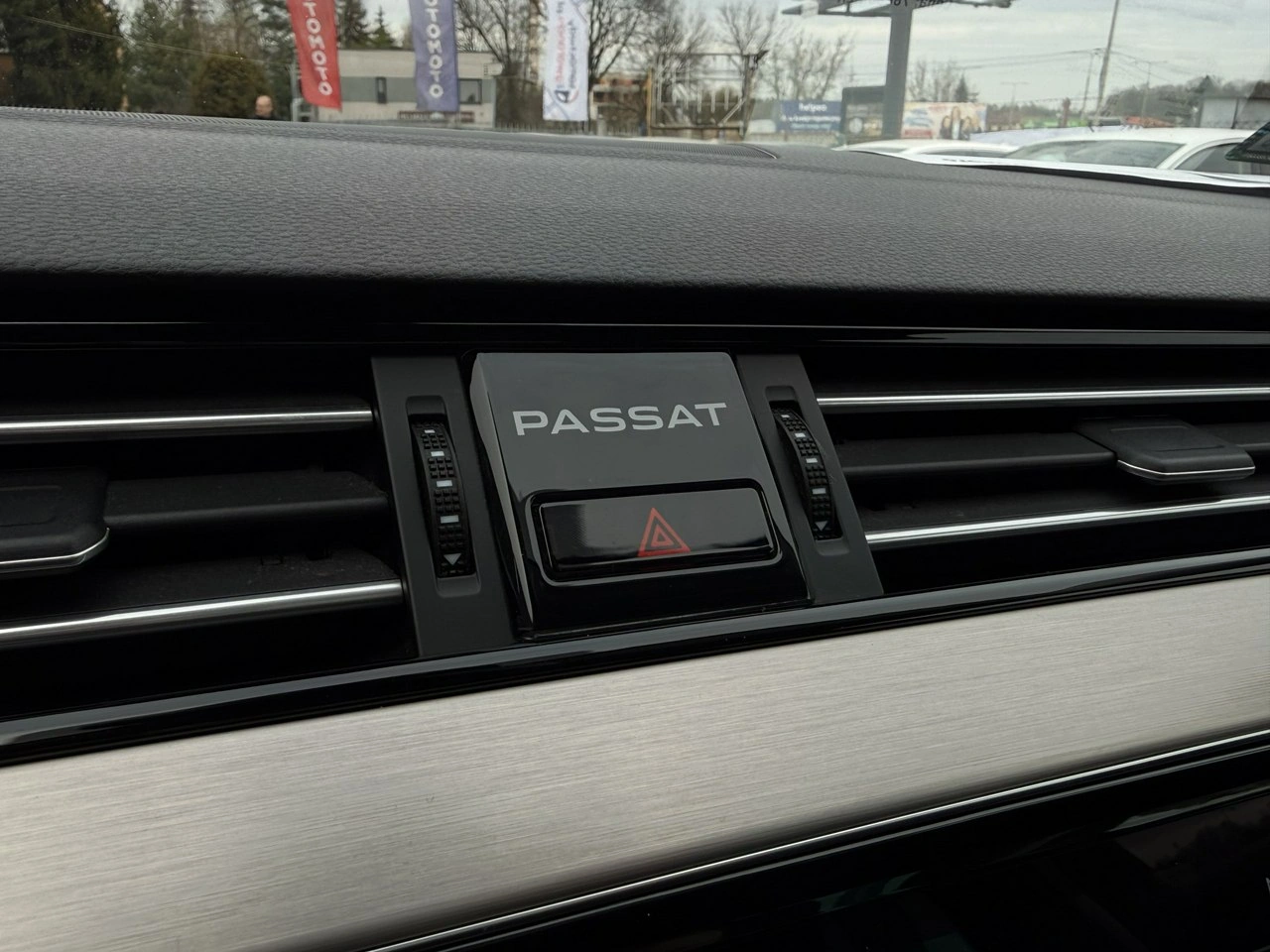 Volkswagen Passat - Zdjęcie 22