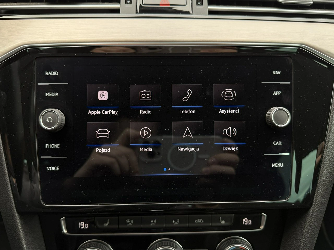 Volkswagen Passat - Zdjęcie 23