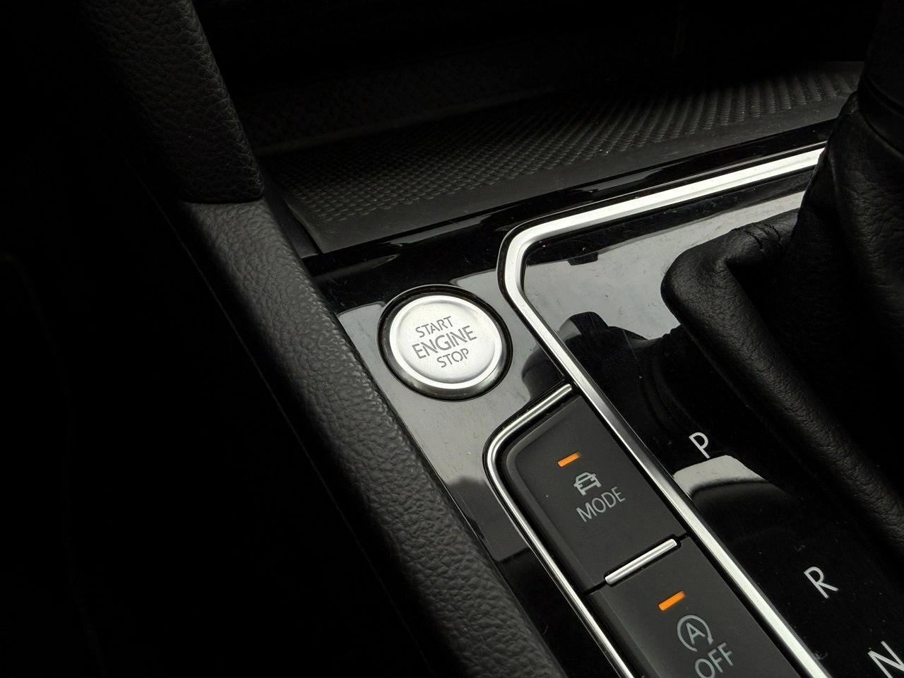 Volkswagen Passat - Zdjęcie 29