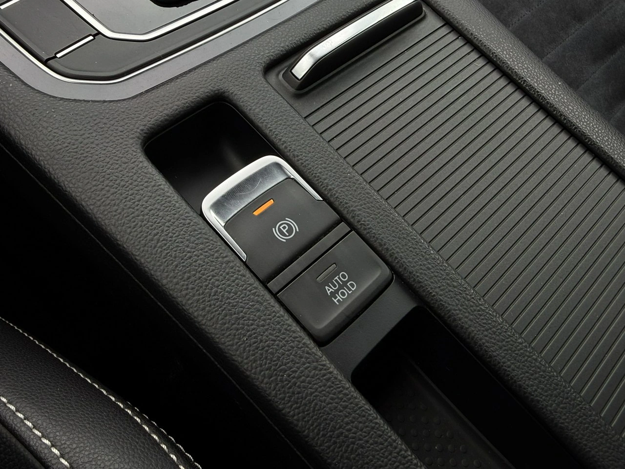 Volkswagen Passat - Zdjęcie 30