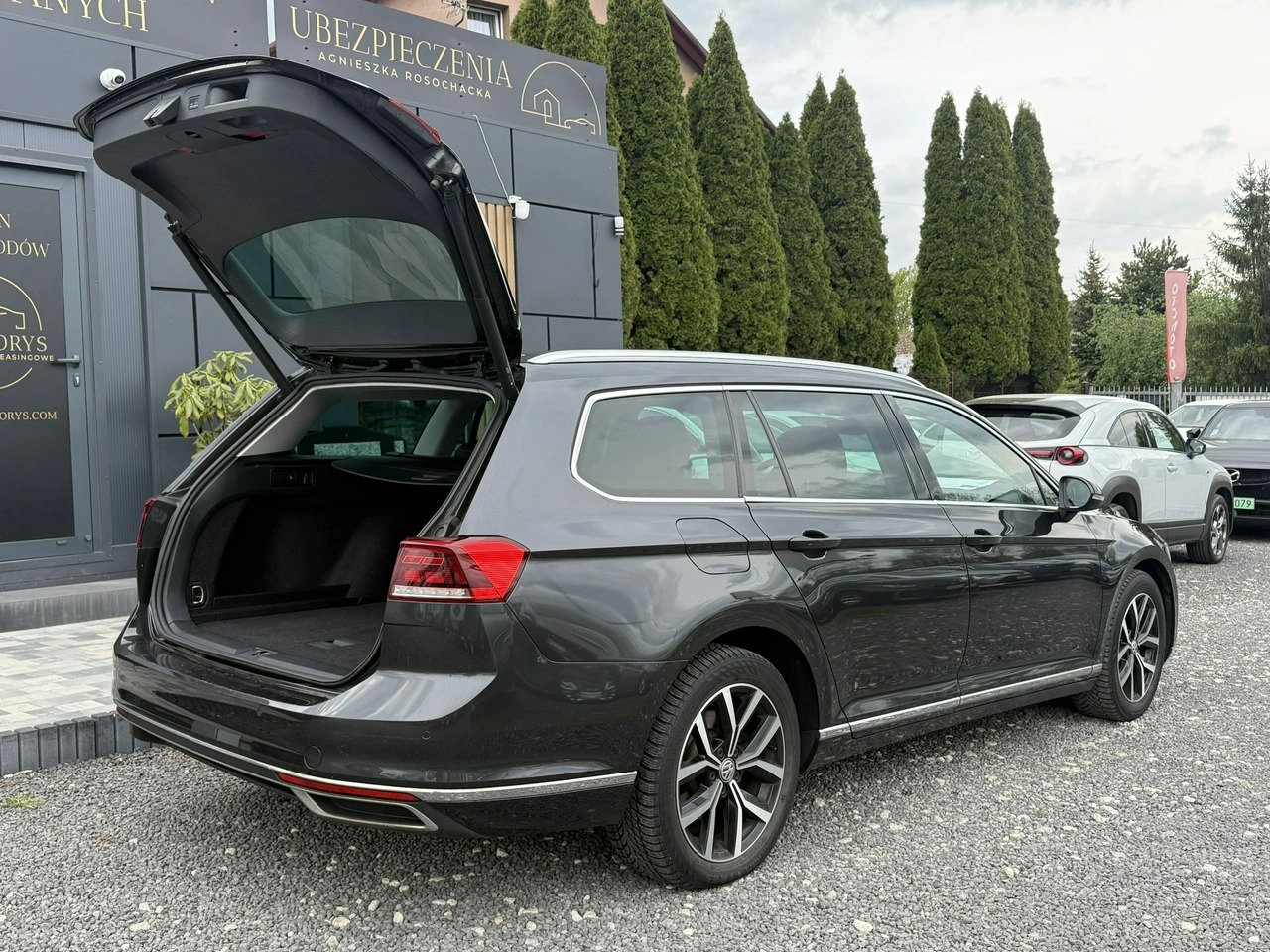 Volkswagen Passat - Zdjęcie 37