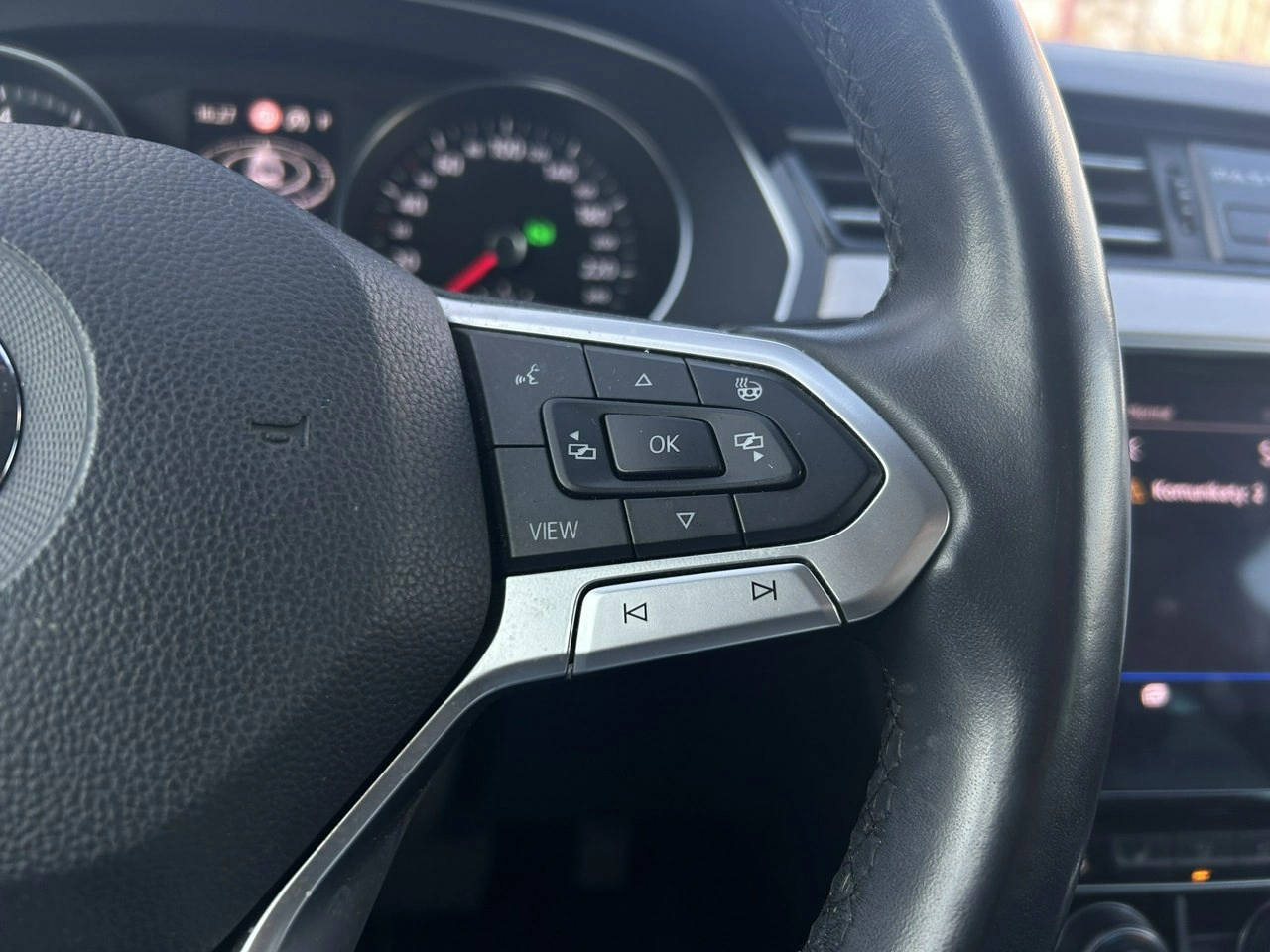 Volkswagen Passat - Zdjęcie 5