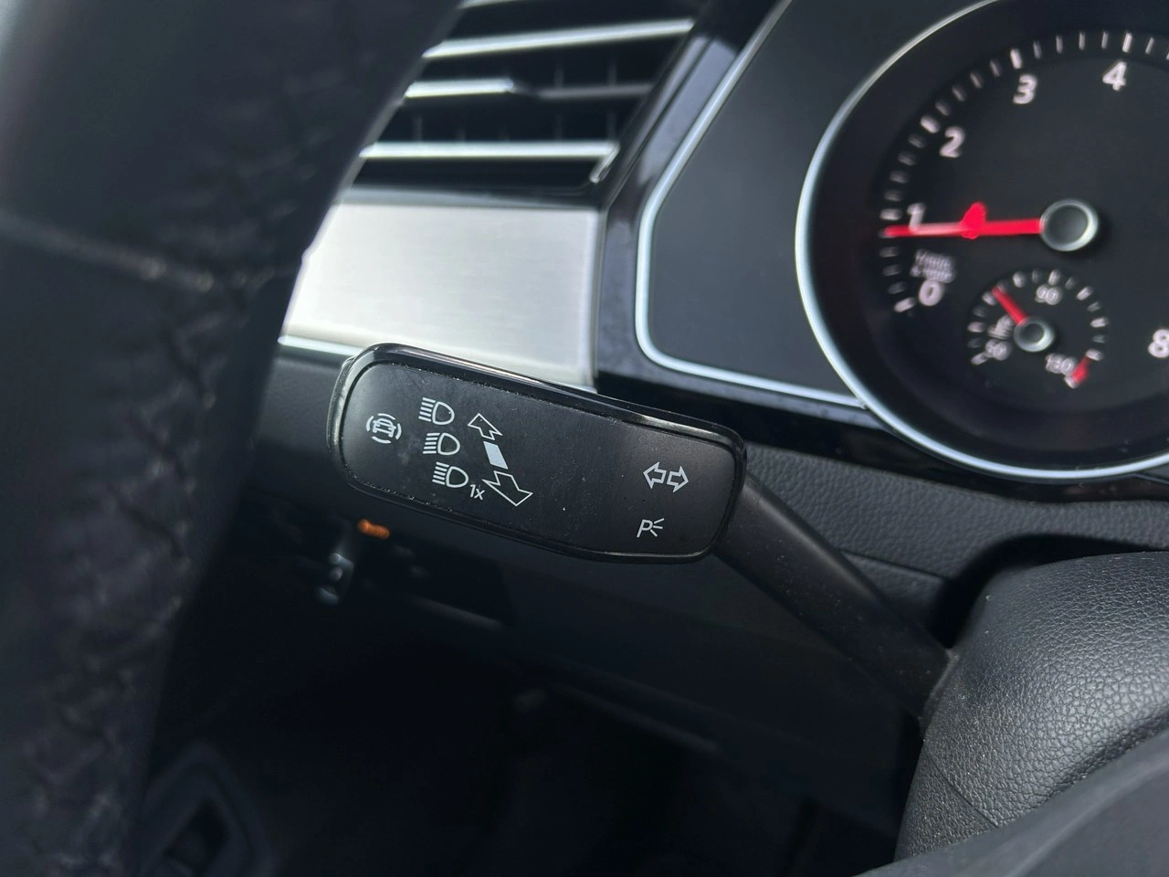 Volkswagen Passat - Zdjęcie 8