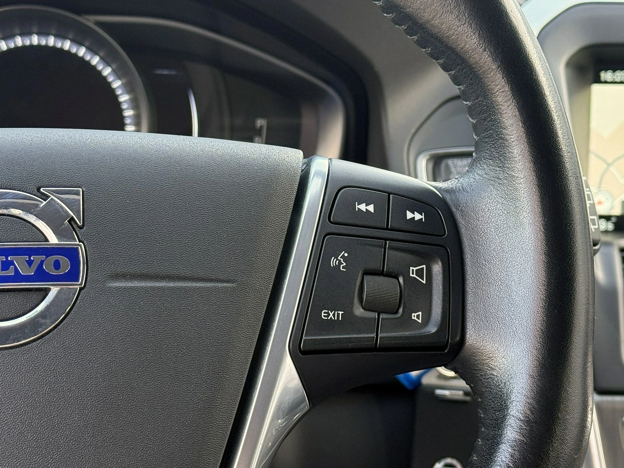 Volvo XC 60 - Zdjęcie 13