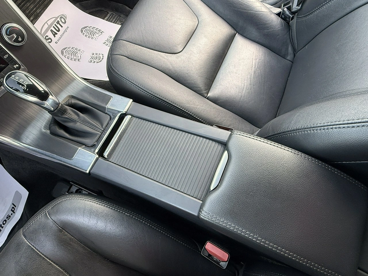 Volvo XC 60 - Zdjęcie 14