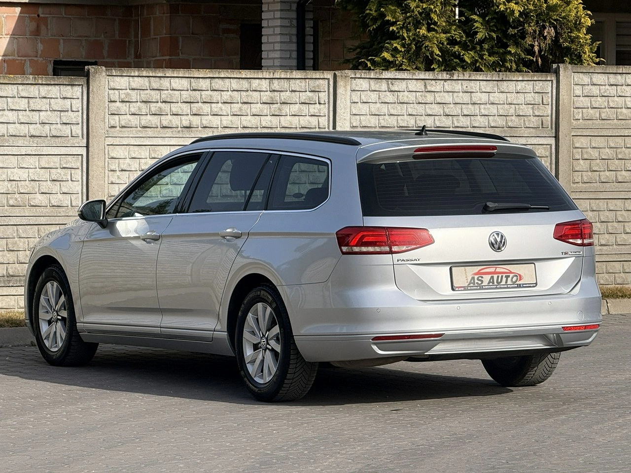 Volkswagen Passat - Zdjęcie 34