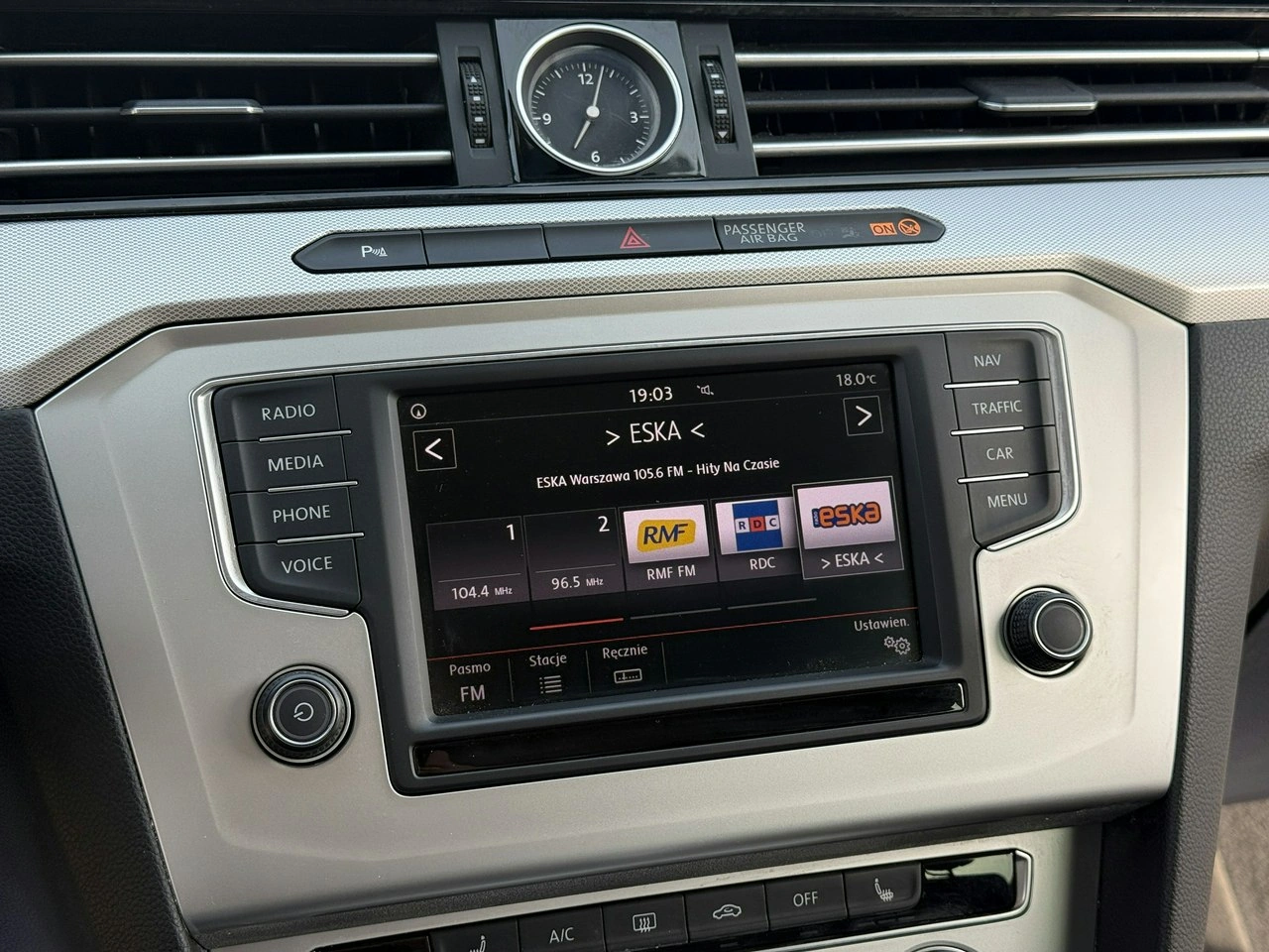 Volkswagen Passat - Zdjęcie 44