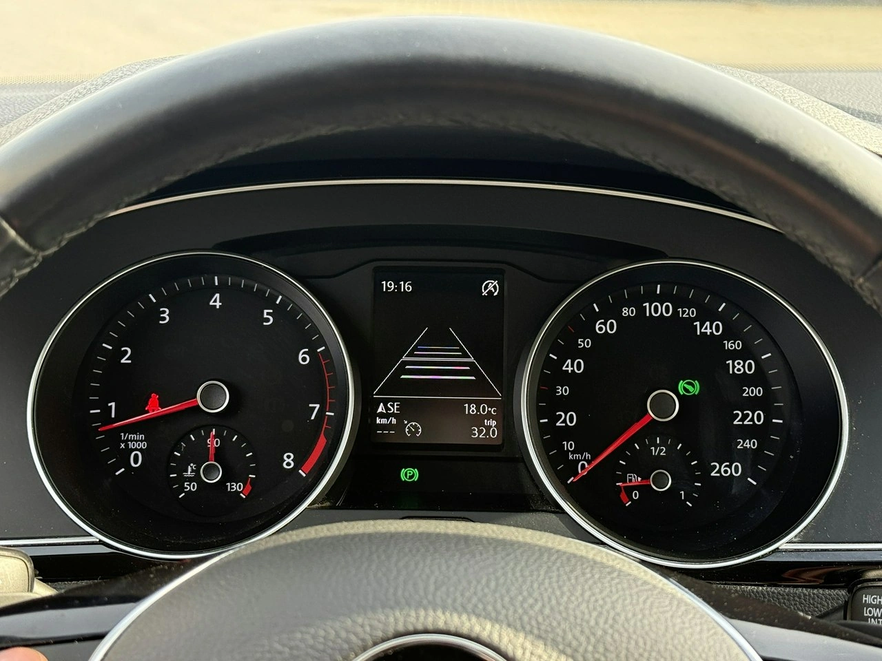 Volkswagen Passat - Zdjęcie 16